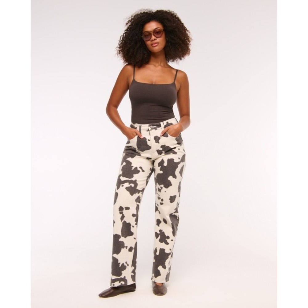 Abercrombie 90s Relaxed Pony Cow Print Jeans 25 Western Halloween Statement